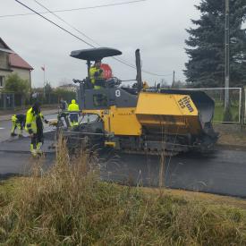 Ul. Biała - roboty odtworzeniowe nawierzchni jezdni